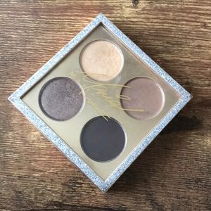 Mariah Carey MAC eye shadow pallet
